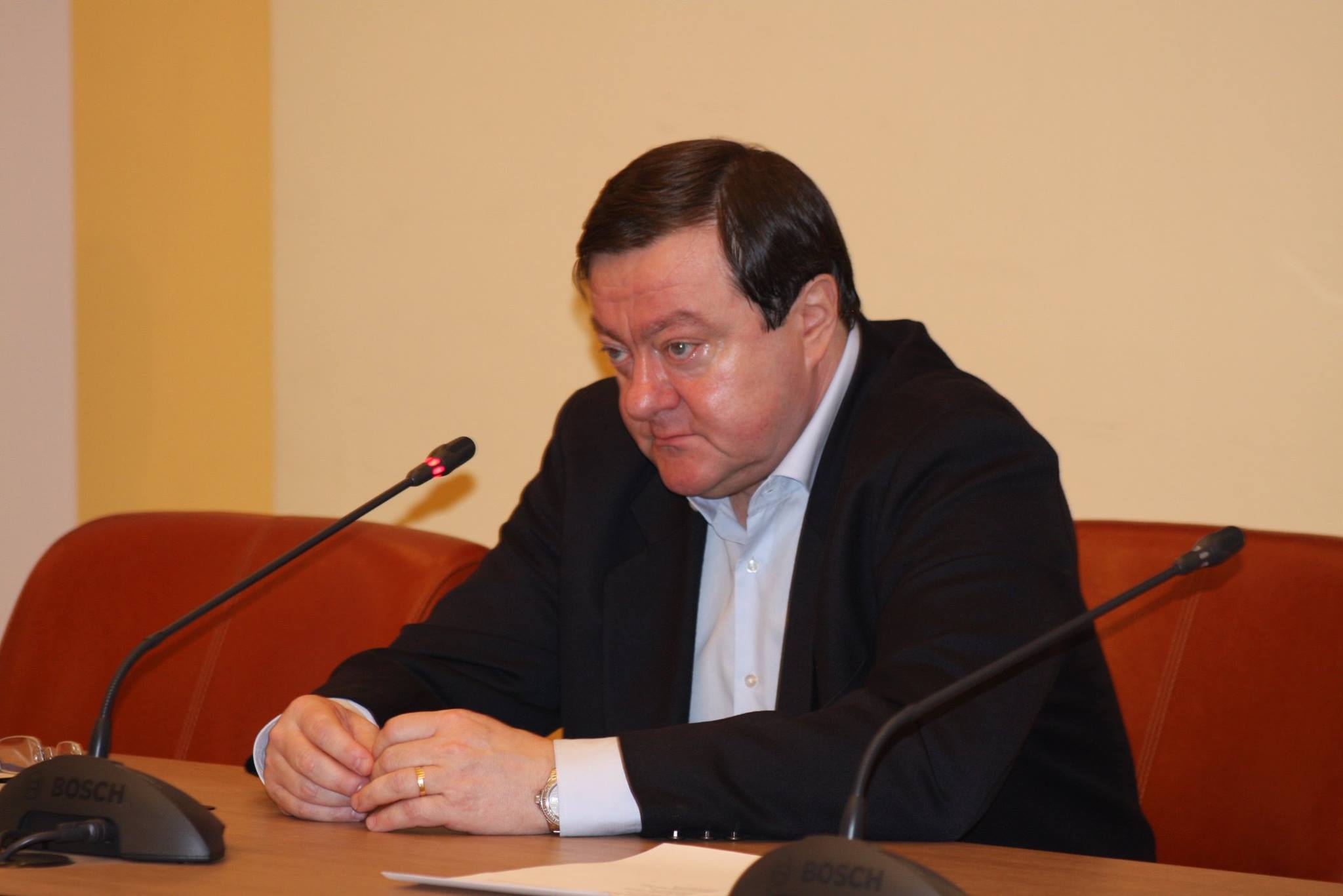Politicianul Sorin Frunzăverde s-a stins din viaţă la vârsta de 59 de ani