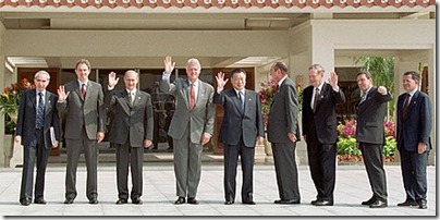 440px-G8_Summit_2000_family_photo