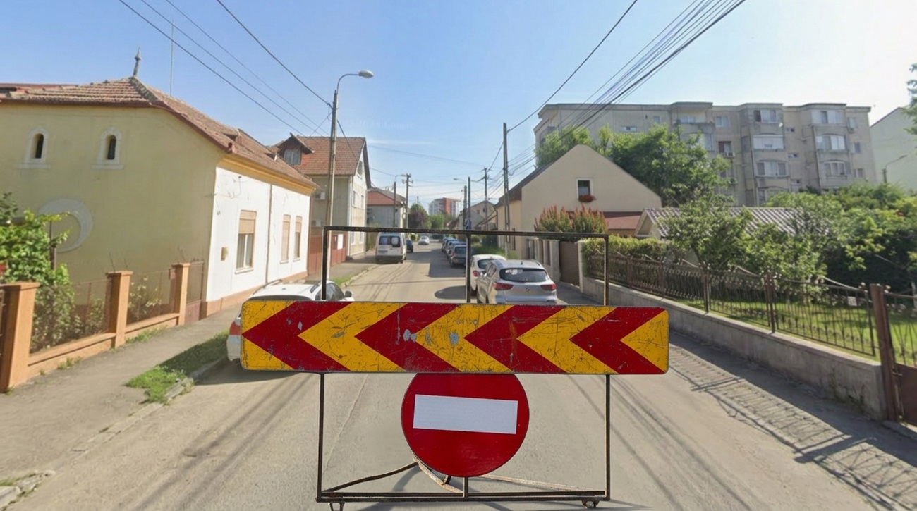 Semn de circulație și stradă din Timișoara cu trafic restricționat pentru lucrări